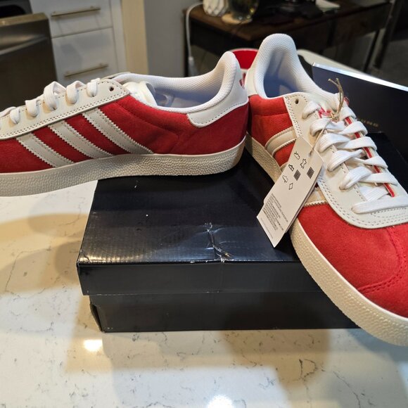 adidas Gazelle ADV Better Scarlet / Red / Gold Skateboarding JP5861 Mens Size 10 - Picture 3 of 9